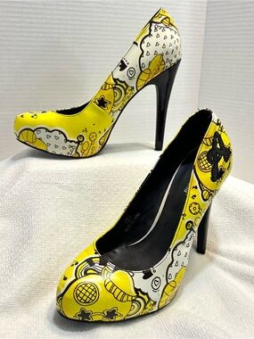 ACRYLICANA Art Deco Heels Pumps Women Sz 8 Yellow Black Design 5” Heel Stiletto